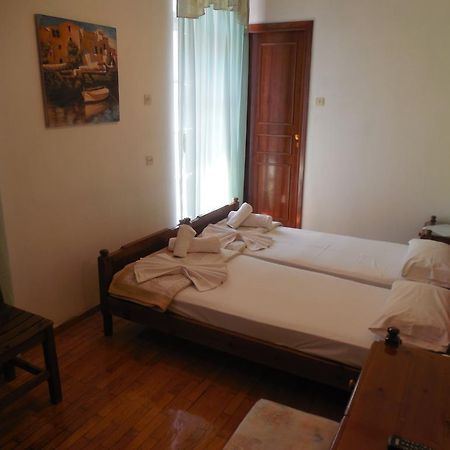 Adonis Rooms Skopelos Buitenkant foto
