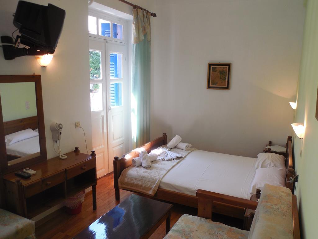 Adonis Rooms Skopelos Buitenkant foto