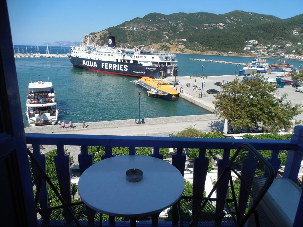 Adonis Rooms Skopelos Buitenkant foto